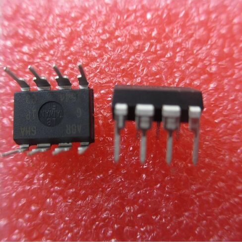 2 قطعة ATTINY45-20PU 8 بت AVR MCU جديدة ومبتكرة in Kuwait
