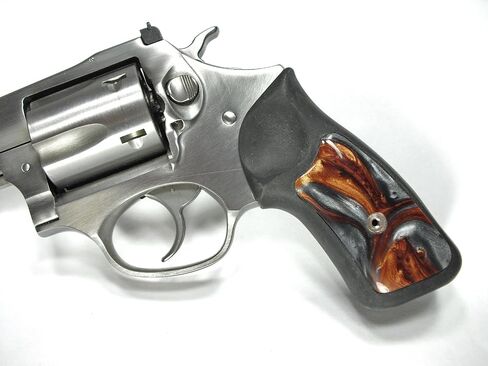 إدراجات قبضة النحاس والفضة واللؤلؤ Ruger Sp101 in Saudi Arabia