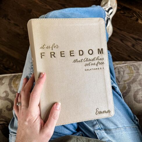 JOY CREATIVE FREEDOM - CSB She Reads Truth Champagne Gold Bible | Personalized with Name | Christ Has Set Us Free | Gift for Birthday, Graduation, Baptism, Wedding or Anniversary in Saudi Arabia