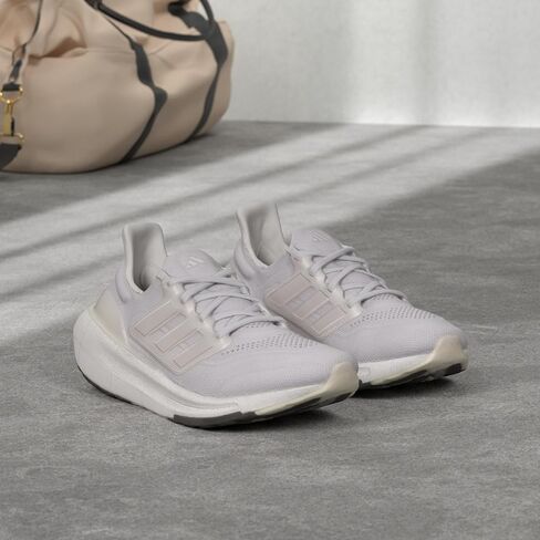 حذاء الجري ألترا بوست لايت للنساء من أديداس (Ultraboost 23) in Saudi Arabia