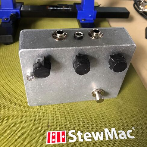 Stewmac Sun Fuzz DIY مجموعة دواسة الغيتار الكهربائي ، مع العلبة البيضاء ، مستوحاة من وجه الشمس التناظرية (12252-W) in Saudi Arabia