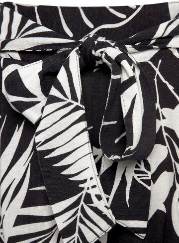 LASCANA Women's Printed Tie Waist Shorts in Saudi Arabia