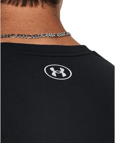 تي شيرت رجالي بأكمام قصيرة مخطط على الصدر الأيسر من Under Armour in Saudi Arabia