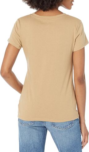 تي شيرت GAP النسائي ذو الرقبة الدائرية المفضلة مكون من قطعتين in Kuwait