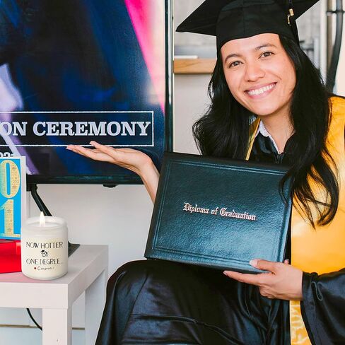 ONEVIEV Graduation Gifts for Her Him, Soy Wax Scented Candle, Masters Degree College High School Graduation Gifts 2024 - Now Hotter by One Degree in Saudi Arabia
