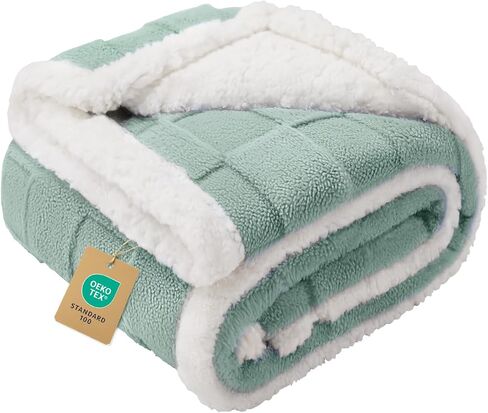 Luciphia Waterproof Dog Blanket for Small Dogs Washable Soft Sherpa Fleece Cat Blankets with 3D Jacquard Cozy Calming Reversible Couch Protector Furniture Protection for Pet, Green White, 40x28 inch in Kuwait