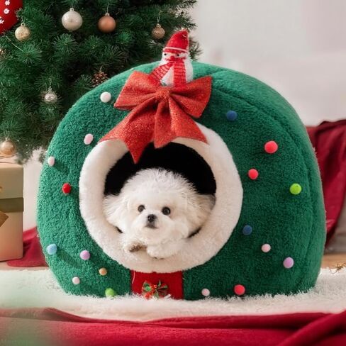 بيت كلب صغير داخلي، سرير كلب صغير لعيد الميلاد، سرير كهف للقطط في عيد الميلاد، خيمة للقطط مع وسادة قابلة للإزالة، سرير للحيوانات الأليفة لعيد الميلاد للكلاب الصغيرة (أخضر، صغير - 13.7 × 13.7 × 16 بوصة) in Kuwait
