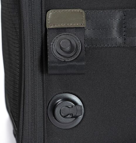 اختيار المسافر Argo Pawsport to Adventure Pet Carrier، أسود in Kuwait