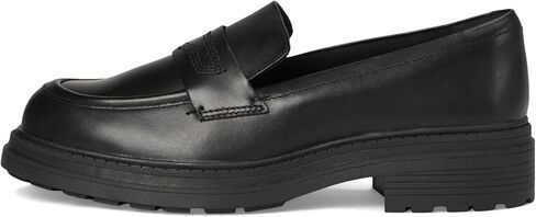 Clarks Women's Orinoco 3 Edge Loafer in Saudi Arabia