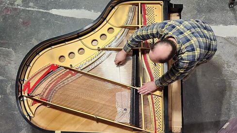 أداة تنظيف البيانو على طراز سبورلوك مقاس 24 بوصة ولوحة الصوت الفولاذية in Saudi Arabia