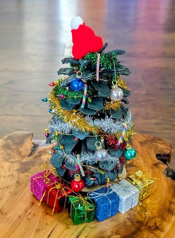 Pinecone Christmas Tree Craft Kit with Lights, Ornaments, Tinsel, Candy Canes, Presents, and Hats, Miniature Christmas Tree in Saudi Arabia