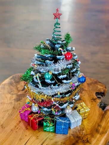 Pinecone Christmas Tree Craft Kit with Lights, Ornaments, Tinsel, Candy Canes, Presents, and Hats, Miniature Christmas Tree in Saudi Arabia