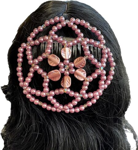 غطاء رأس كيباه نسائي مصنوع يدويًا ومطرز بالخرز باللون الأرجواني الفاتح in Saudi Arabia