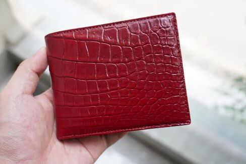 Genuine Crocodile Alligator Leather Skin Men's Bifold Wallet (Burgundy Belly) in Saudi Arabia