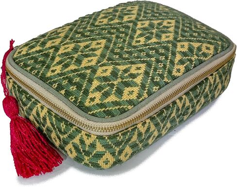 Toiletry bag "Belinda", made by Jühue Artesanal, Handmade toiletry bag made in Mexico, Green toiletry bag, Hand embroidery, Embroidery toiletry bag, Mexican embroidery, Embroidered toiletry bag in Saudi Arabia