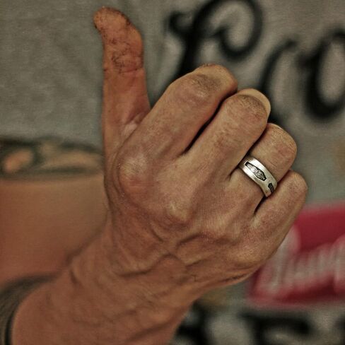 MEMENTO MORI Ring in Saudi Arabia