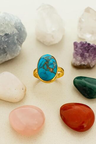 Rainbow Moonstone Ring for Women in 925 Silver with 18K Gold Plating – Oval Cut Natural Gemstone | Textured Minimalist Design | Daily, Party & Office Wear Jewelry Gift in Saudi Arabia