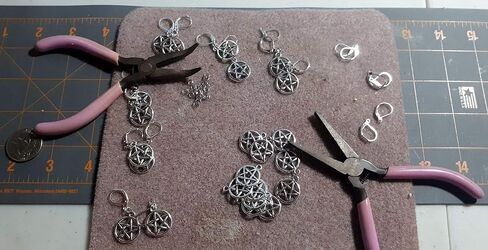 Pentacle Earrings Pentagram Wiccan Pagan - 5 pointed Star Latch Back in Saudi Arabia