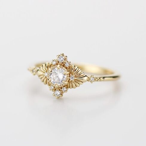 SILVERIST 2 Ct Round Diamond Vintage Art Deco Leaf Engagement Ring For Women Unique Palm Design Wedding Ring 14K Yellow Gold Plated 925 Sterling Silver Handmade Sparkling Christmas Ring Gift For Her in Saudi Arabia