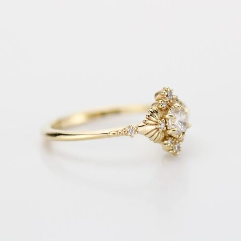 SILVERIST 2 Ct Round Diamond Vintage Art Deco Leaf Engagement Ring For Women Unique Palm Design Wedding Ring 14K Yellow Gold Plated 925 Sterling Silver Handmade Sparkling Christmas Ring Gift For Her in Saudi Arabia