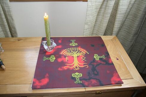 Altar Cloth or Tarot Mat - Norse Traditions - Pagan or Wiccan Altar or Tarot Cloth for Rituals, Tarot Readings & Fortune-telling in Saudi Arabia