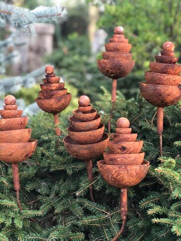Rusty flowers set of 6, Garden stakes garden decor, Metal garden decor, Metal yard art, Outdoor metal decor, Rusty metal garden sculpture in Saudi Arabia
