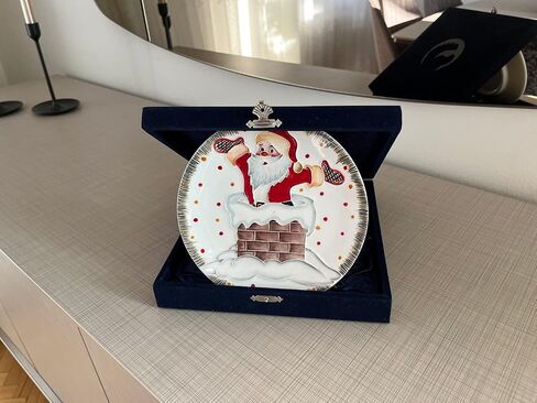 Anka Handcrafts - Christmas Home Decors – Santa in Chimney - Handmade & Handpainted Ceramic Plates with Unique Embossed Surface – w Navy Int. Velvet Case – Christmas for Homes 779 in Saudi Arabia