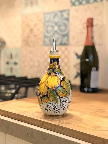 CERAMICHE D'ARTE PARRINI - موزع زجاجات إبريق زجاجي من الفخار والخل والسيراميك الإيطالي مطلي يدويًا ومزخرف بثلاثة ليمونات صنع في توسكان إيطاليا in Kuwait