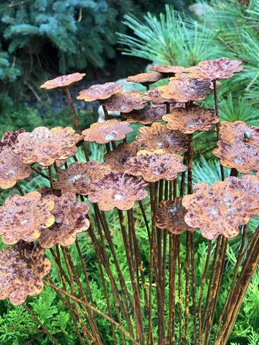 Rusty flowers set of 40, Flowers garden decor, Metal garden decor, metal yard art, outdoor metal decor, Rusty metal garden decor in Saudi Arabia