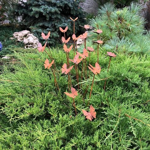 20 Rusty butterflies garden stakes, Metal garden decor, metal yard art, outdoor metal decor in Saudi Arabia