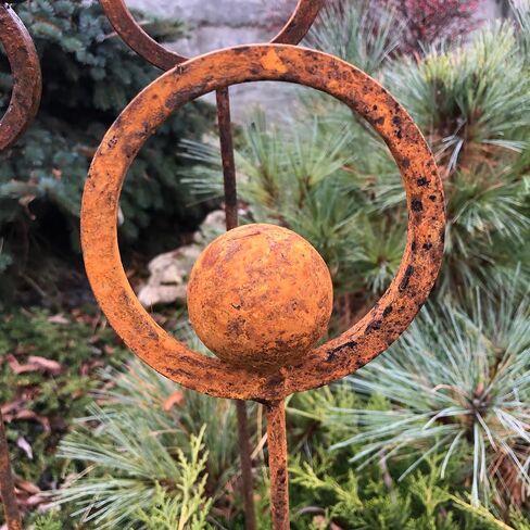 Rusty garden finials, Metal garden decor, metal yard art, outdoor metal decor, Rusty metal ring decor, Set of 8 Rusty Metal garden stakes in Saudi Arabia