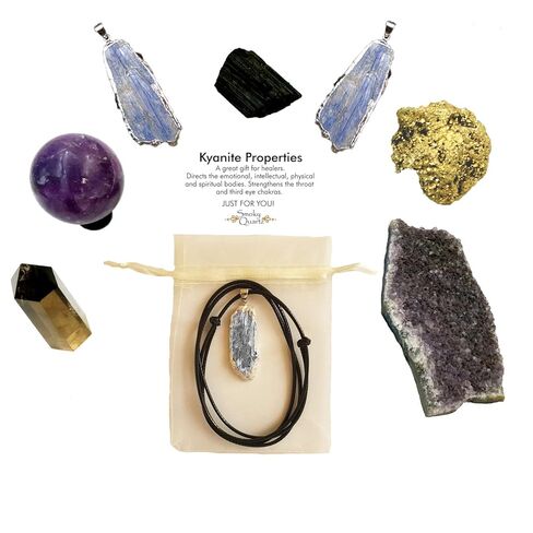 قلادة كريستال من الأحجار الكريمة الطبيعية مع قلادة حجر - تميمة للحماية وشفاء الشاكرا، مجوهرات مصنوعة يدويًا مع حقيبة هدايا، من الكوارتز الدخاني (فضي) in Kuwait