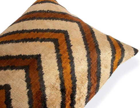 وسادة باللون البني الكريمي Ikat Chevron وسادة مخملية قطنية مقاس 12x20 لهجة أريكة مزخرفة قبلية in Saudi Arabia