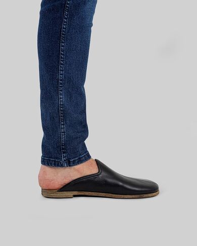 Golden Horn Black Color Artisan Handcrafted Genuine Leather Grounding Barefoot Shearling Slipper For Men Wide Toe Box Flexible Sole Lightweight Breathable Eco-Friendly Grounding Minimalist Shoes in Saudi Arabia