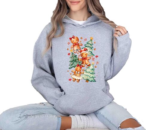 سويت شيرت Coquette Gingerbread، قميص موسم العطلات، قميص شجرة عيد الميلاد، قميص البسكويت، هدية عيد الميلاد in Saudi Arabia