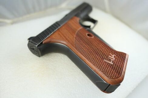 قبضة المسدس لمسدس Heckler & Koch (H&K) P7، P7M8 (P1230306) in Saudi Arabia