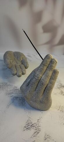 Incense Burner, Incense Holder, Decorative Modern Design Concrete Handheld Incense Stick Holder,Real Human Hand Design,Design Trinket,Figure (GRAY) in Saudi Arabia