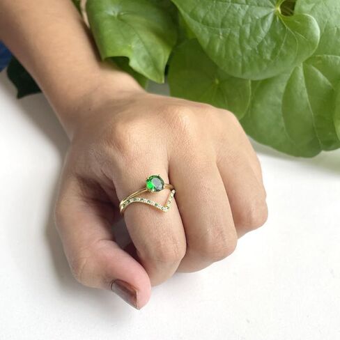 Alternate Green Emerald & White Diamond Matching Contour Chevron V Shape Ring For Women, 14k Gold Finish Green Emerald V Shape Anniversary Wedding Band in Saudi Arabia