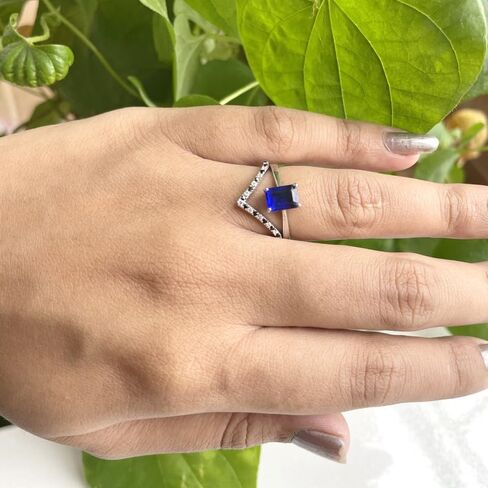 Alternate Black & White Diamond Matching Contour Chevron V Shape Ring For Women, 14k Gold Finish Black Diamond V Shape Anniversary Wedding Band in Saudi Arabia