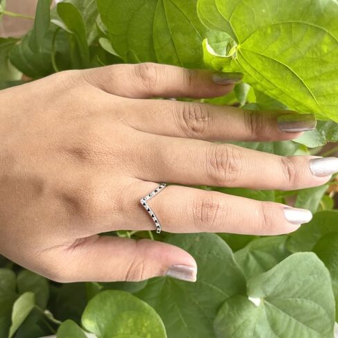 Alternate Black & White Diamond Matching Contour Chevron V Shape Ring For Women, 14k Gold Finish Black Diamond V Shape Anniversary Wedding Band in Saudi Arabia