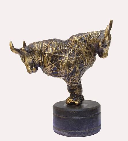 Double Headed Bronze Bull Sculpture – Artistic Handmade Animal Figurine for Home & Office Decor in Saudi Arabia