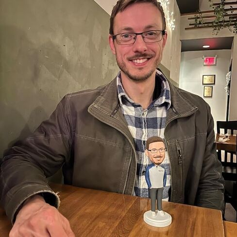 Bobblehead المخصصة، تخصيص كامل الجسم للاعبي البيسبول، دمى Bobblehead المصنوعة يدويًا، تماثيل مخصصة بناءً على الصور، أفضل هدية لشخص ما in Saudi Arabia