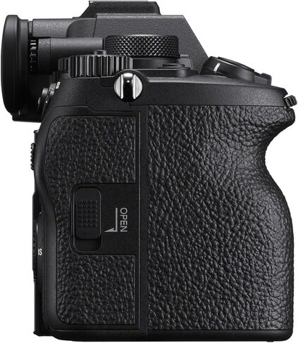 كاميرا Sony Alpha 7R V كاملة الإطار بدون مرآة قابلة للتبديل (متجددة) in Saudi Arabia