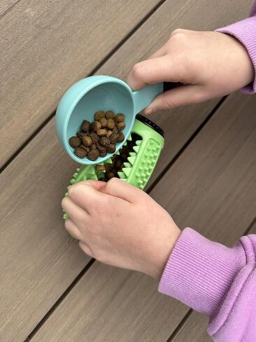 موزع حلوى لعبة كرة القدم للمضغ للكلاب (متوسط) in Kuwait