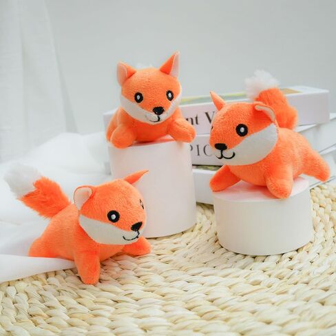 لعبة Hide and Seek Dog Toys لعبة الدب القطيفة مع صندوق مجعد، لعبة تفاعلية للكلاب لإبقائهم مشغولين بأسنان الحيوانات الأليفة وألعاب مضغ نظيفة للكلاب الصغيرة والمتوسطة (مخبأ جذع الشجرة مع 4 دب) in Kuwait