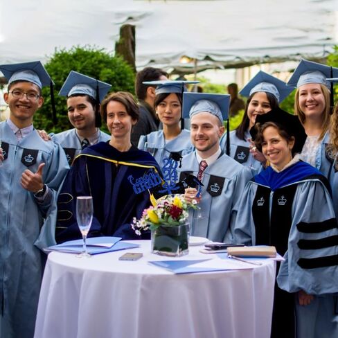 YUJUN 24 قطعة 2024 قطعة مركزية لحفلات التخرج باللون الأزرق لعصي الطاولات، 2024 Congrats Grad Table Toppers لتزيين طاولة حفلات التخرج لعام 2024 (أزرق) in Kuwait