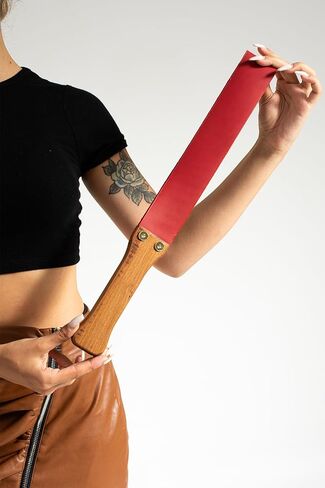 Havzoria Genuine Leather Paddle Riding Crop for Horses Equestrianism Crop with Anti-Slip Wooden Handle in Saudi Arabia