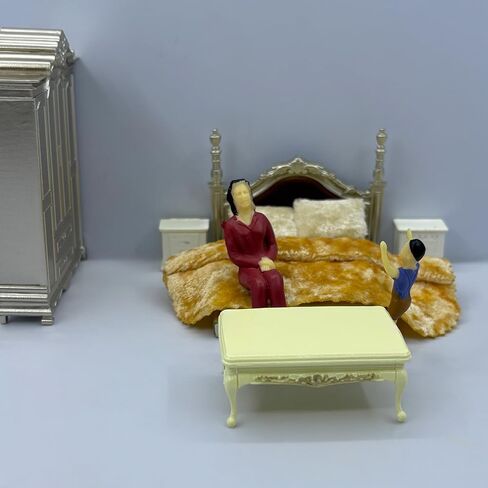 14 Pcs 1/25 Scale Miniature Figures,Mini Figures,Dollhouse People, Mini People for Diorama Project, Landscape Projects, Miniature Dollhouse, Train Layout,House scences, School Project in Saudi Arabia