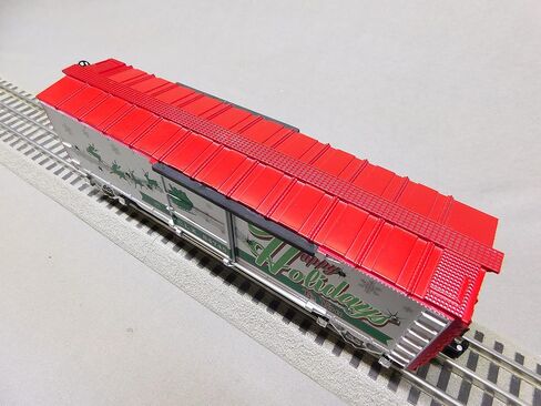 ليونيل عيد الميلاد لايت اكسبرس عطلات سعيدة الأصوات Boxcar O Gauge نموذج قطار السكك الحديدية in Saudi Arabia