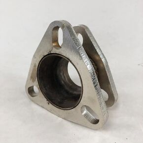 محول شفة 2.5 بوصة إلى 2 بوصة 3 مسامير، ارتفاع 2 بوصة، عرض مركز الترباس 1: 3.2 بوصة، عرض مركز الترباس 2: 2.7 بوصة، مصنوع من الفولاذ الطري in Kuwait